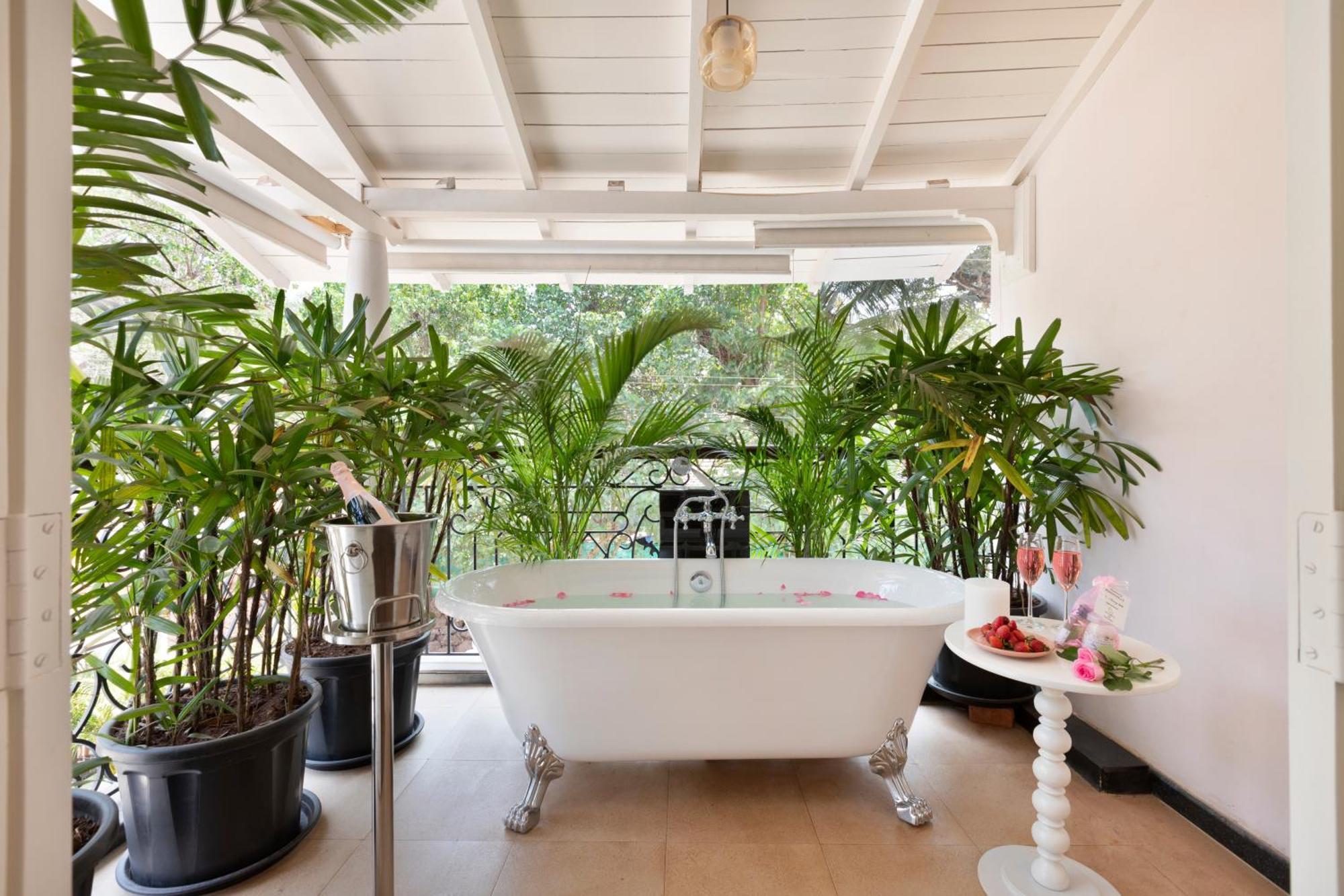 Mademoiselle Boutique Resort And Cafe Vagator Dış mekan fotoğraf